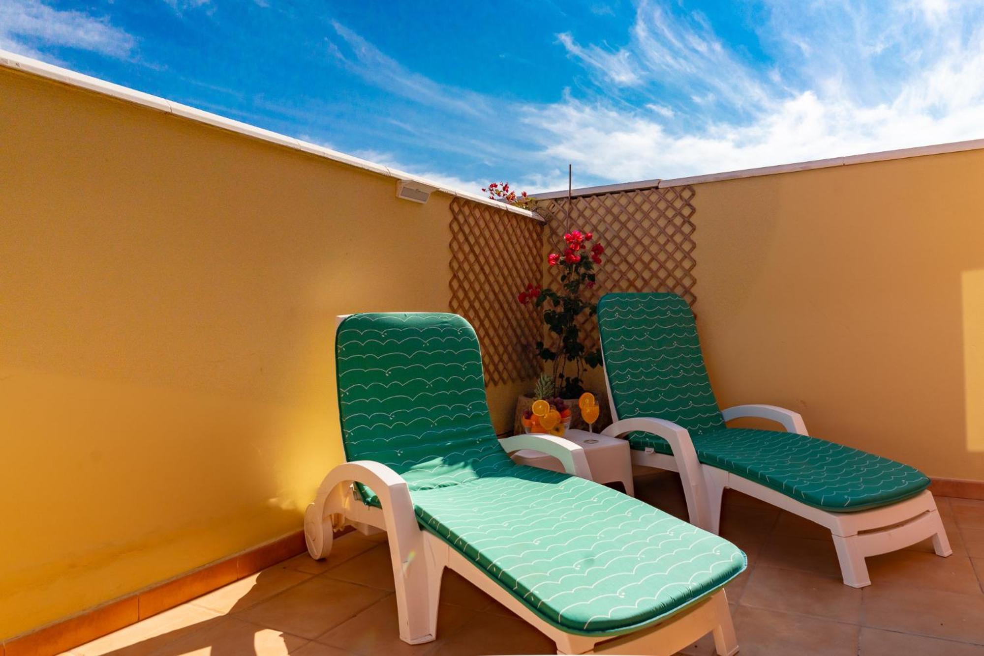 Lucky Thirteen - Apartment With Ocean View Caleta De Fuste Luaran gambar