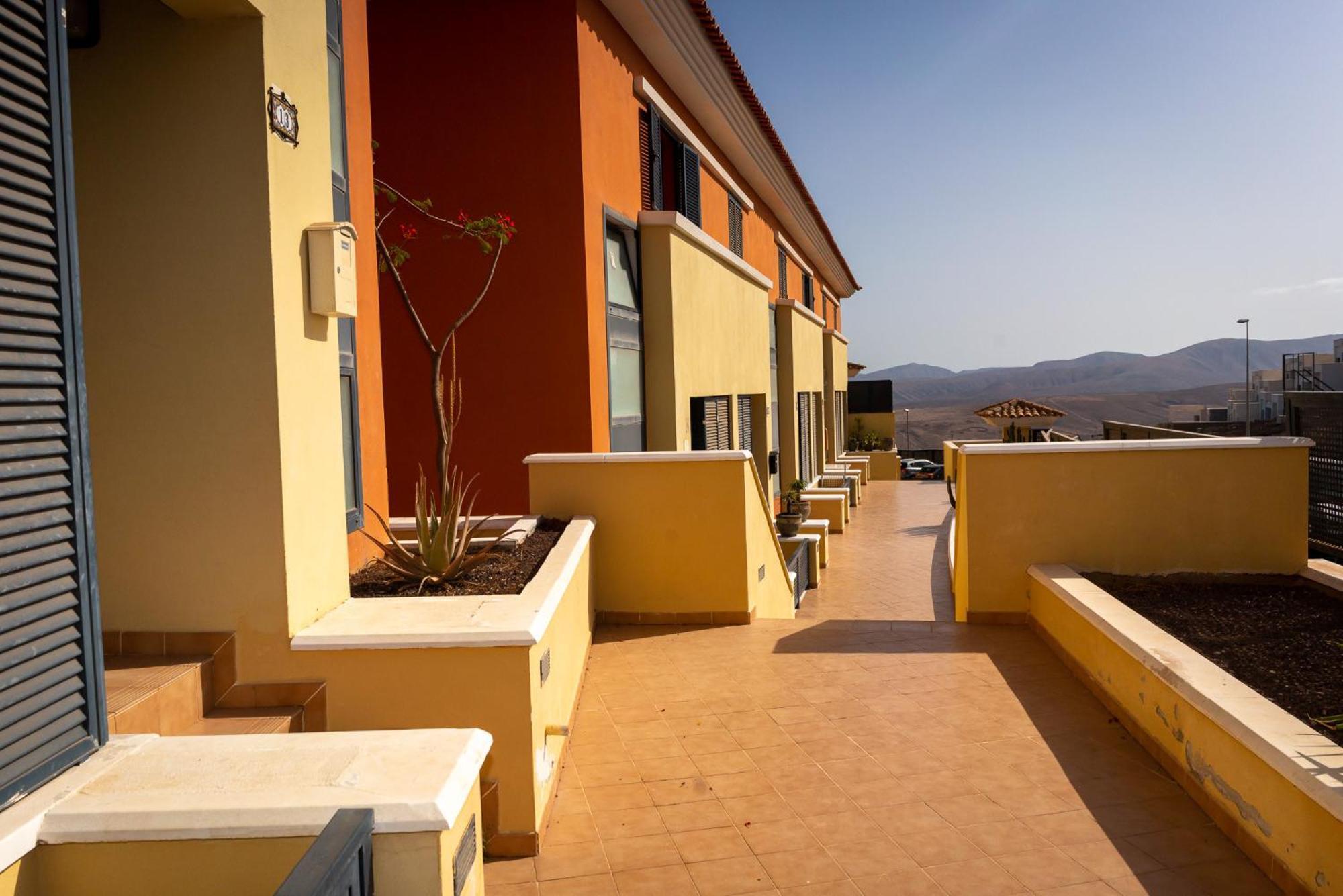 Lucky Thirteen - Apartment With Ocean View Caleta De Fuste Luaran gambar