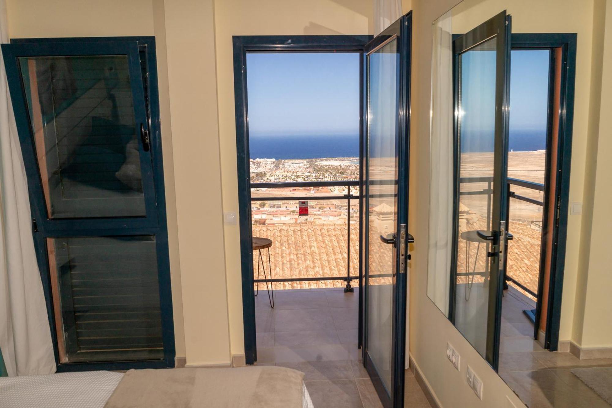 Lucky Thirteen - Apartment With Ocean View Caleta De Fuste Luaran gambar